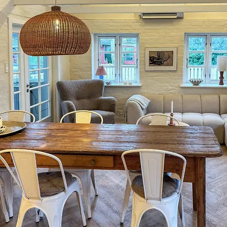 Holiday home Xliii *